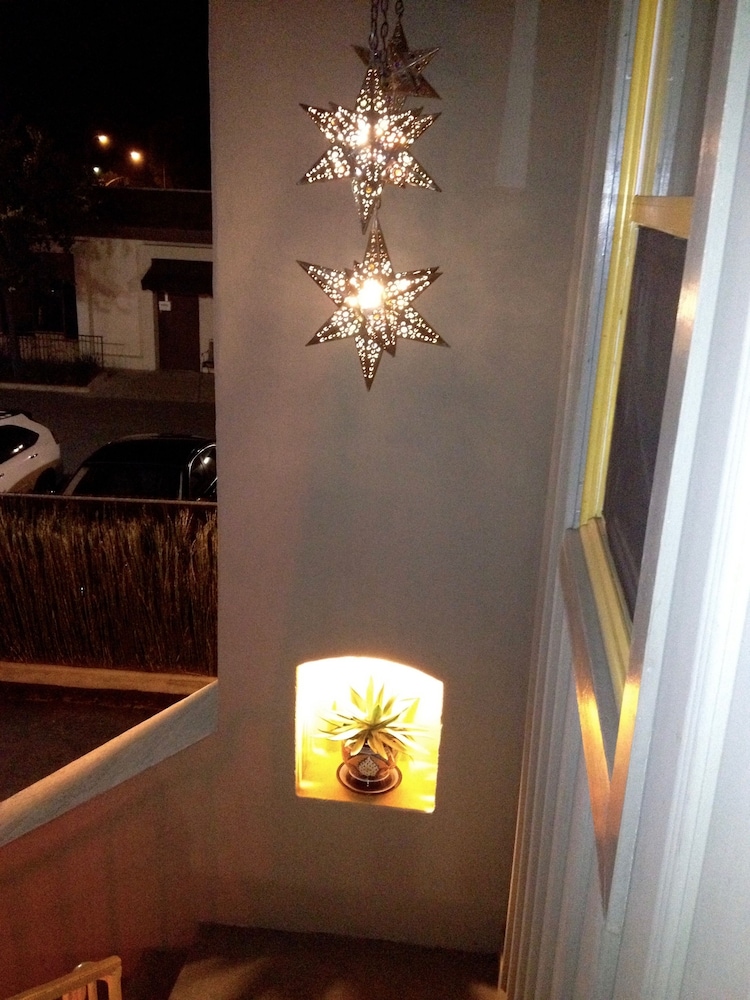Agave Inn 39/45