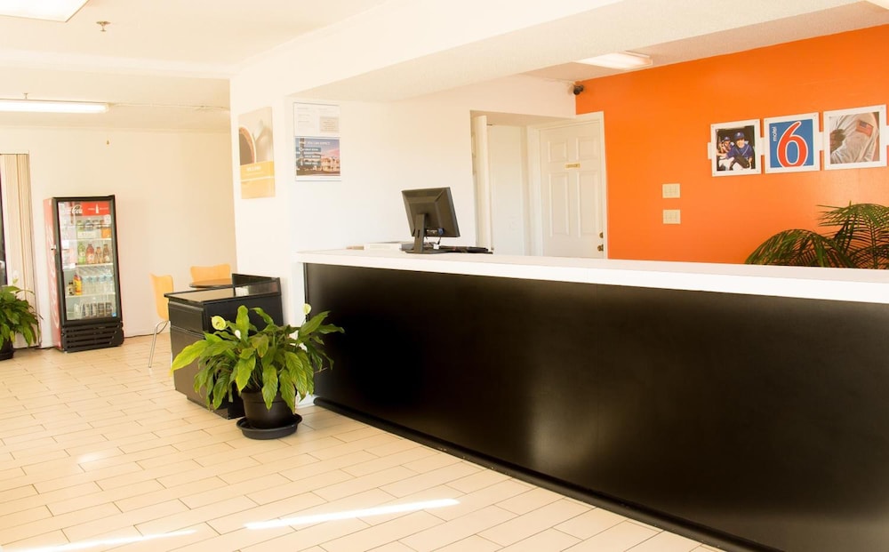 Motel6 Cookeville, TN 7/54