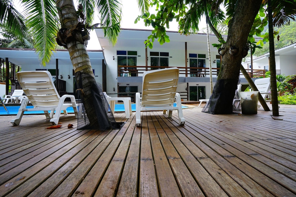 Apple Beachfront Resort 47/69