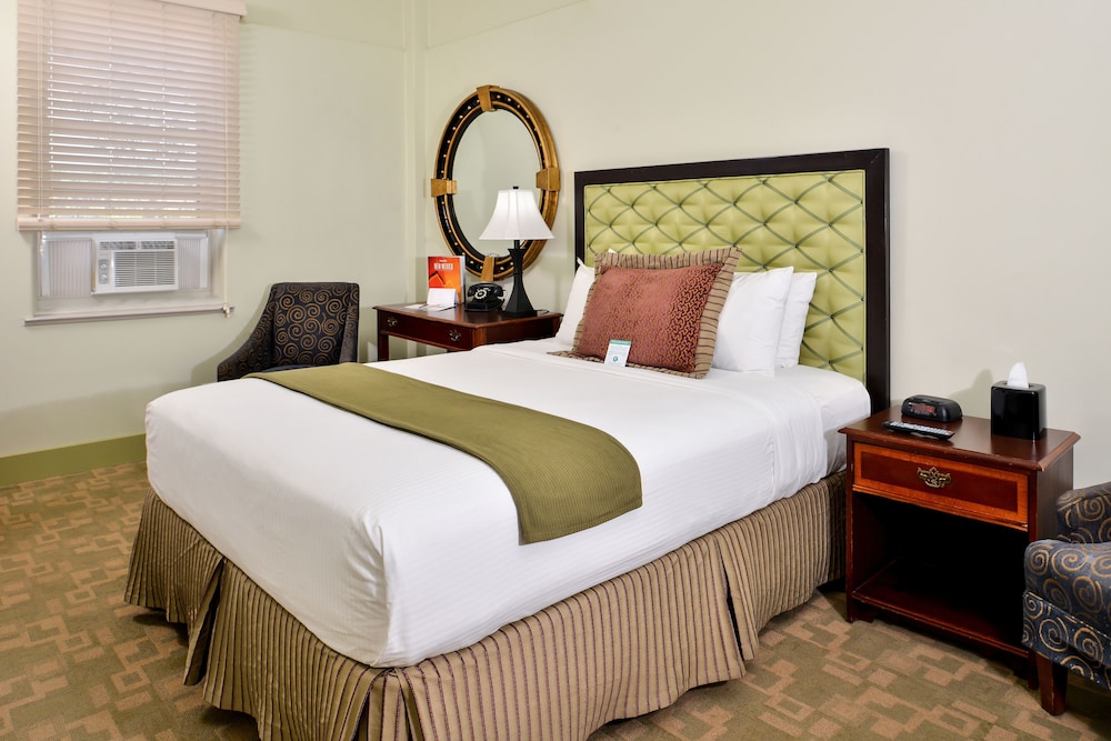Murray Hotel 16/40