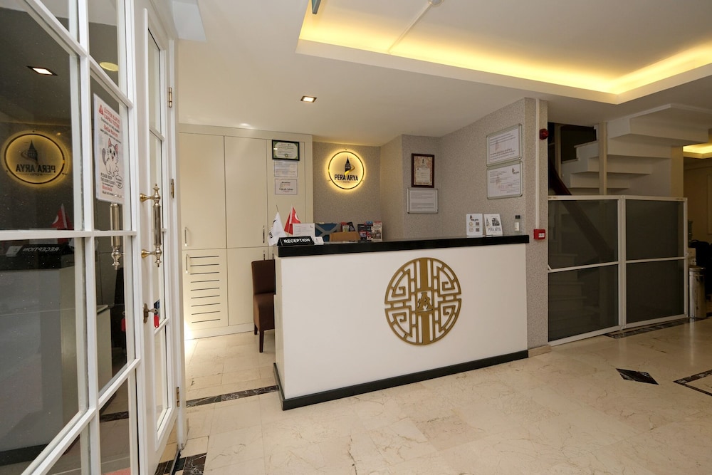 Pera Arya Hotel 12/71
