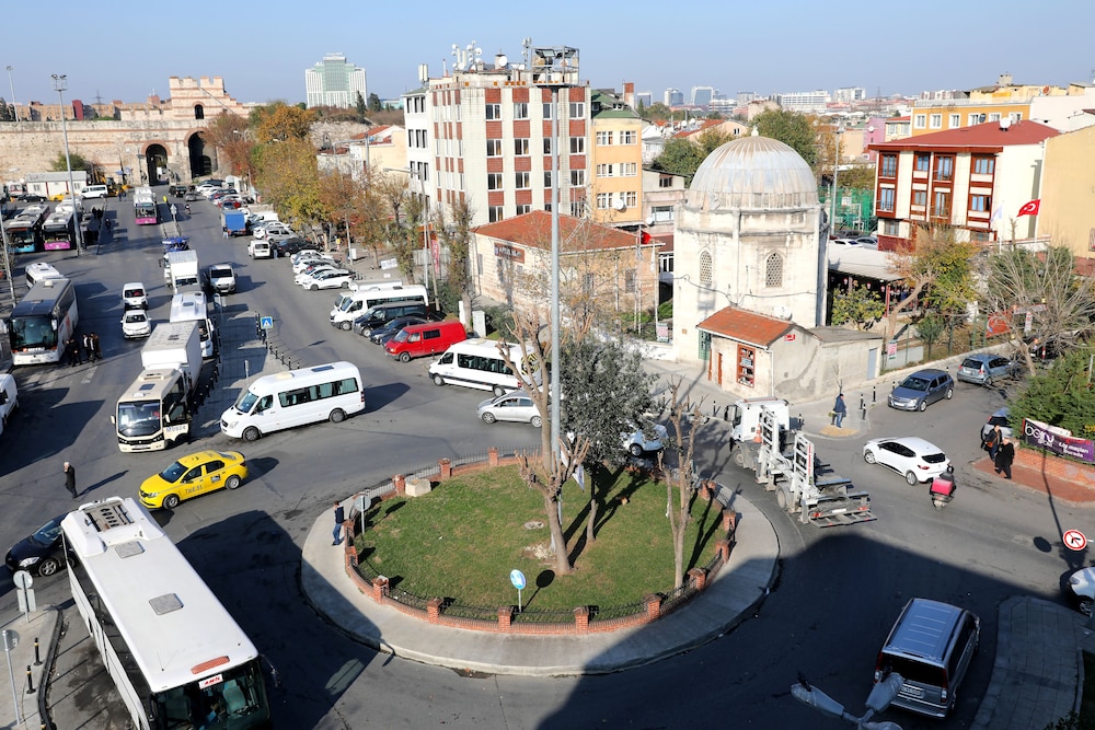 Yavuz Otel 46/49