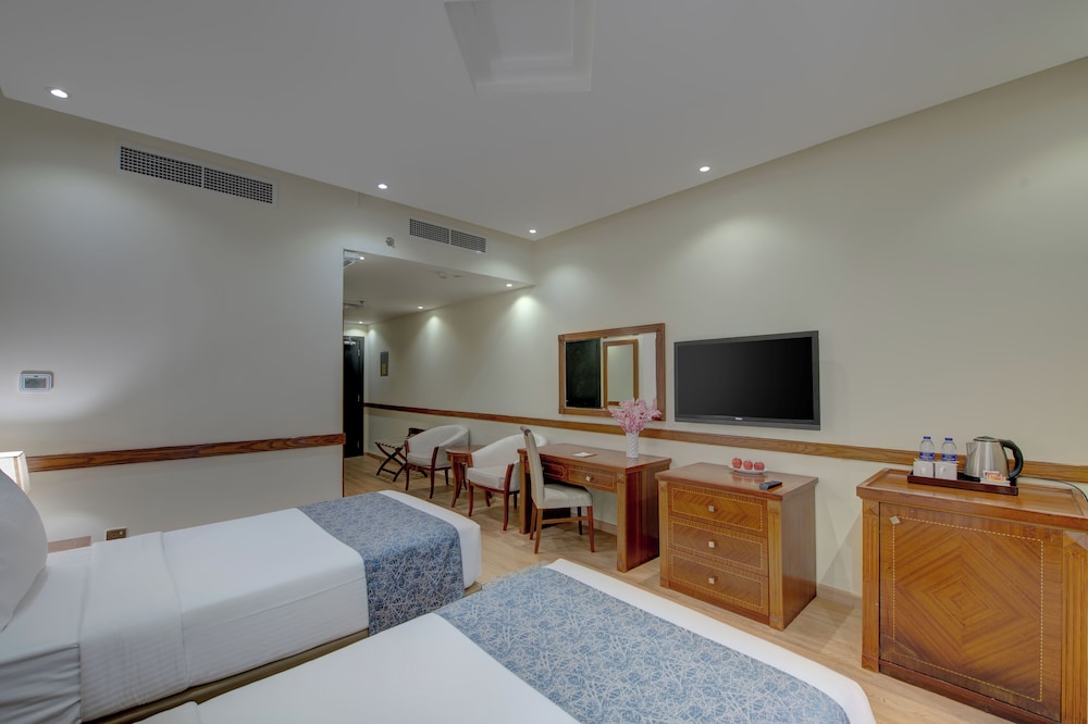 Vendome Plaza Hotel 36/62