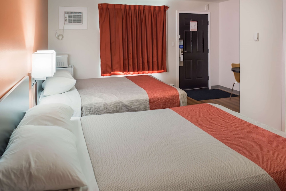 Motel6 Fort St John BC 12/31