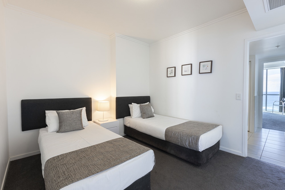 2 Bedrooms, Apartment, Ocean View