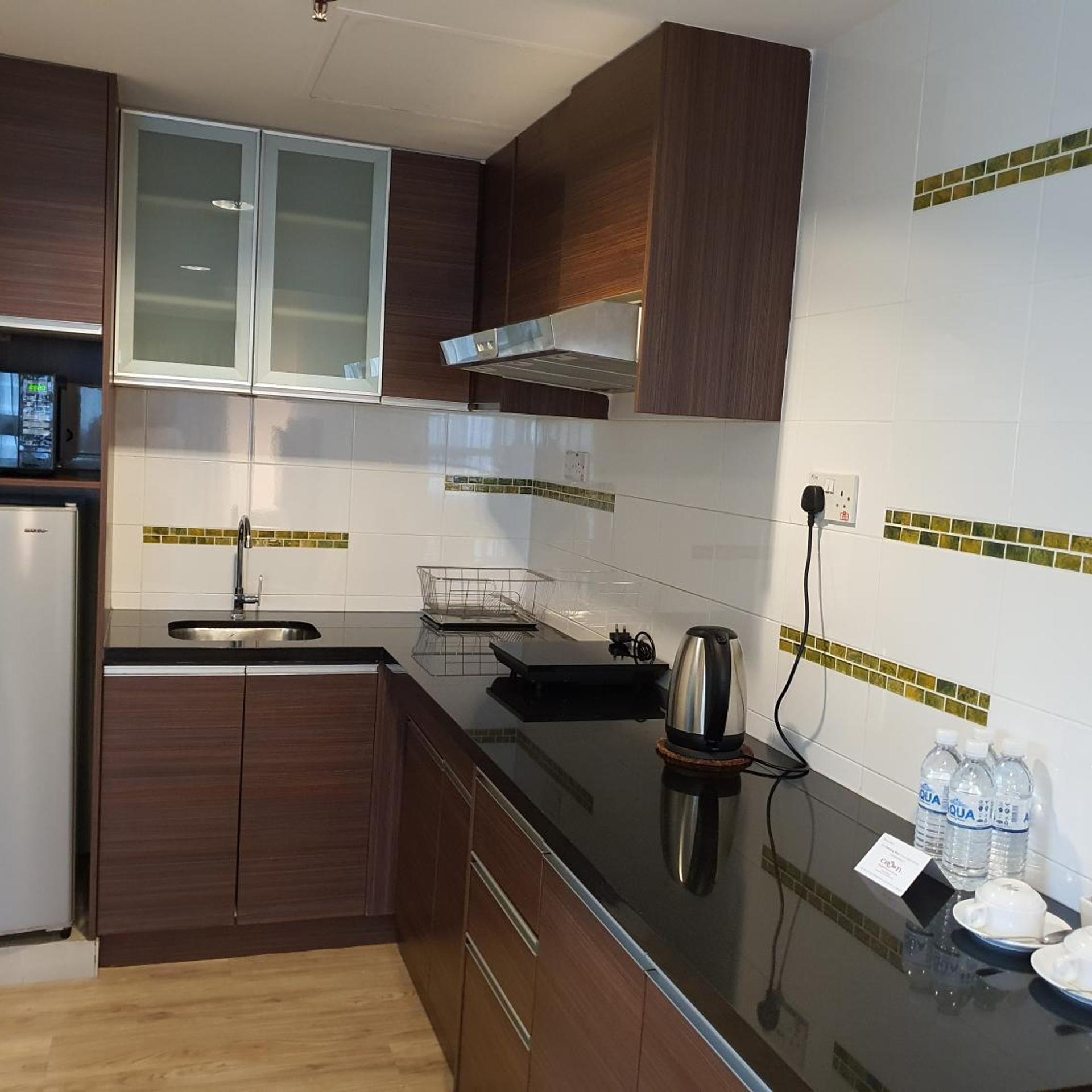 Crown Regency Serviced Suites 37/39