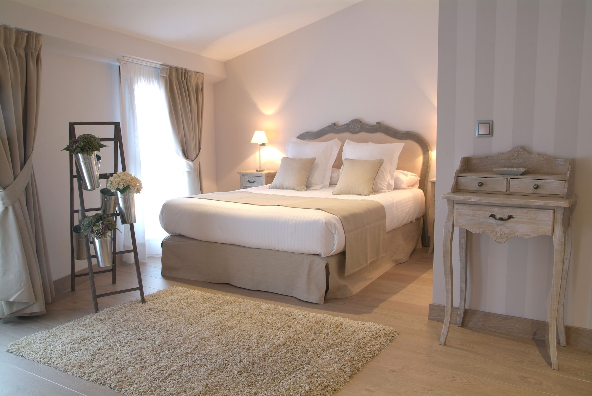 1 BEDROOM, JUNIOR SUITE