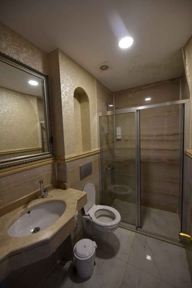 Albatros Premier Hotel 53/57