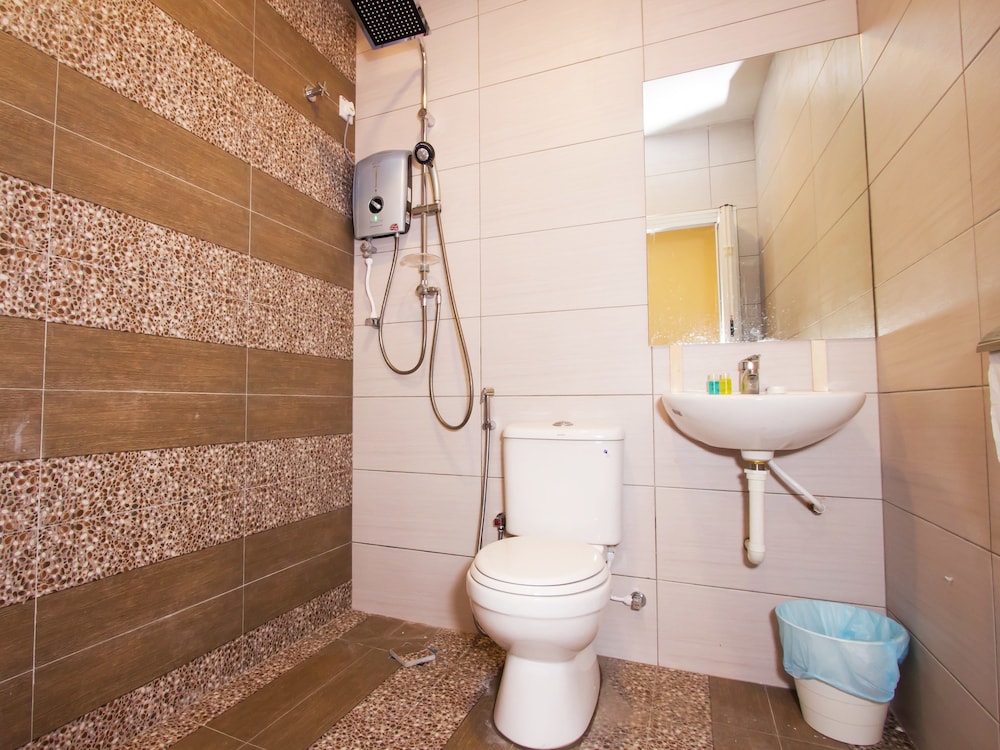 Tropicana Boutique Hotel 46/50