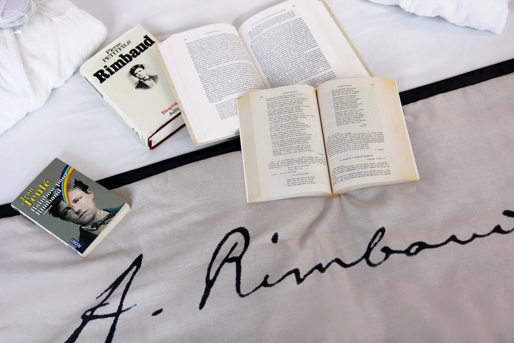 Hotel Litteraire Arthur Rimbaud, BW Signature Collection 42/45