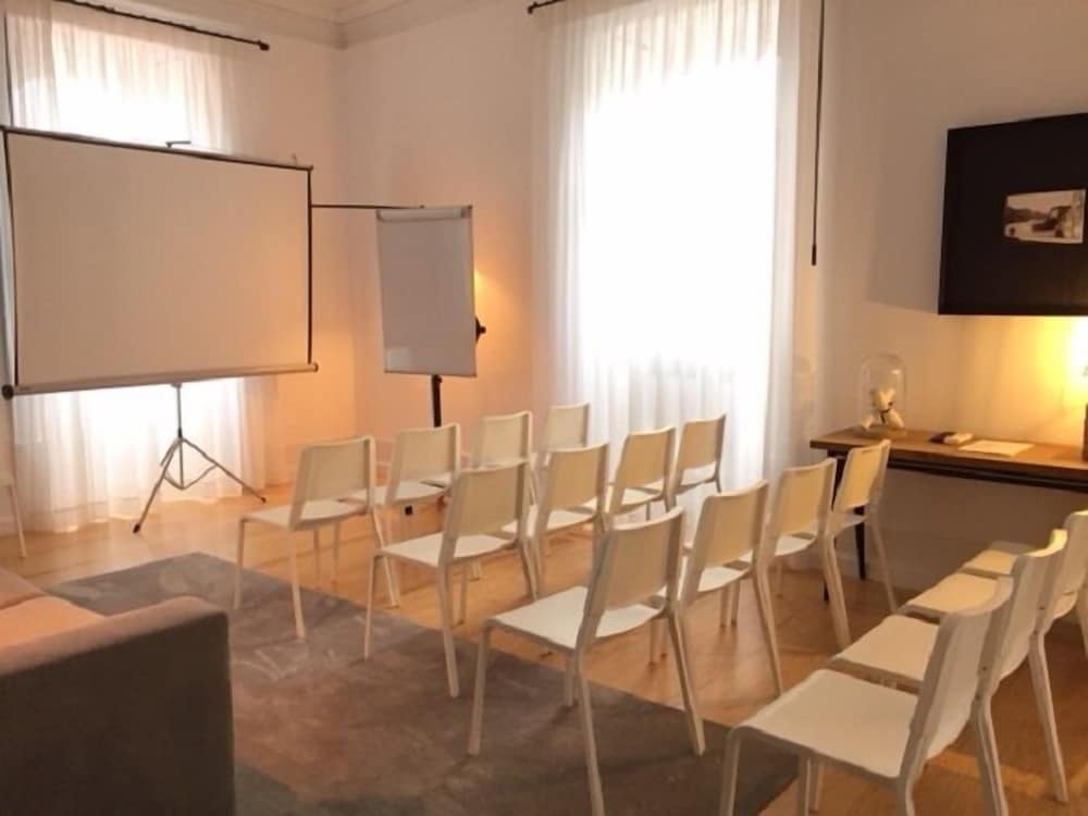 SAPIENTIA BOUTIQUE HOTEL 60/73