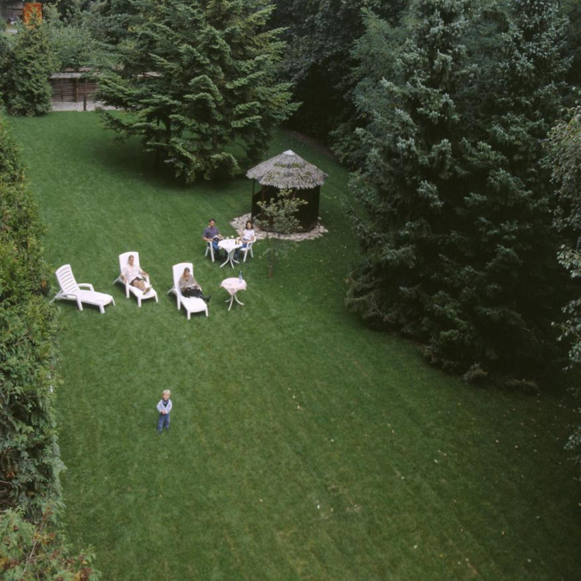 Schlosspark Hotel 45/50
