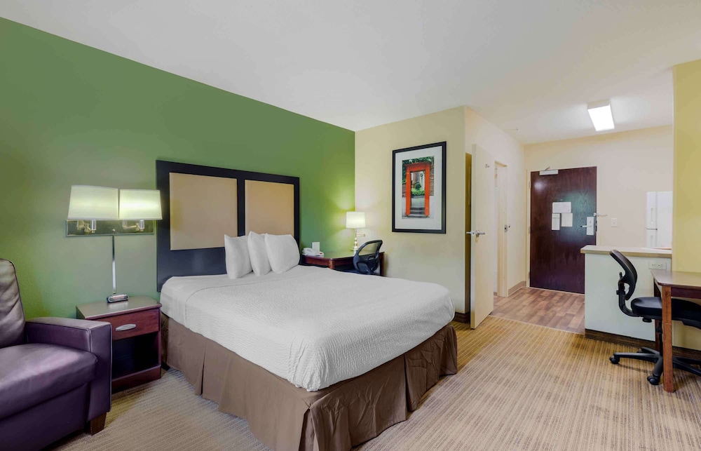 Extended Stay America Providence West Warwick 20/53