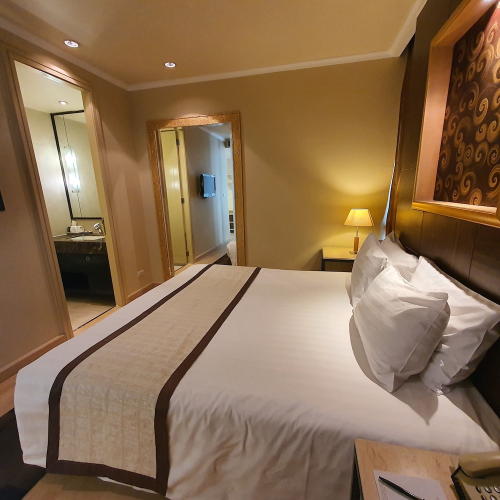 Admiral Premier Bangkok 30/69
