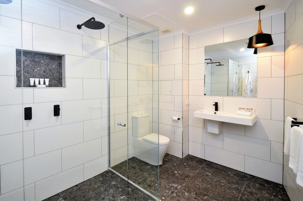 HOTEL GRAND CHANCELLOR TOWNSVILLE 21/62