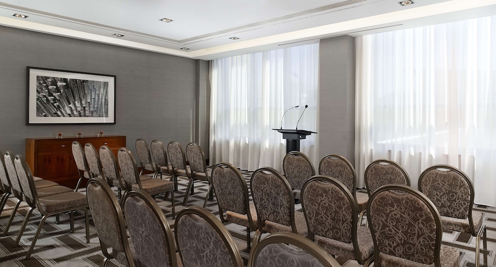 Hyatt Regency Birmingham 64/72