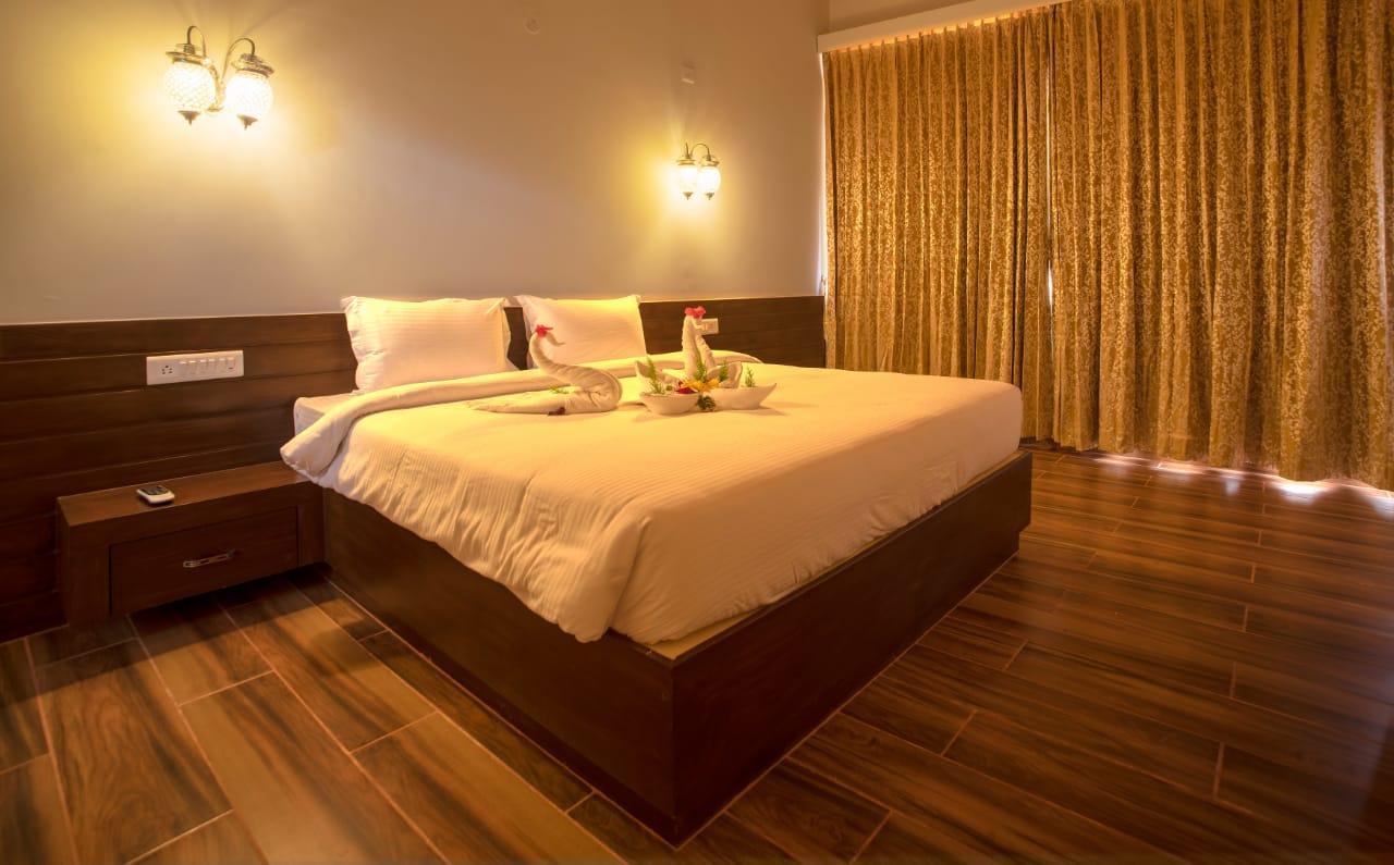 Cottage, King Bed, Plunge Pool