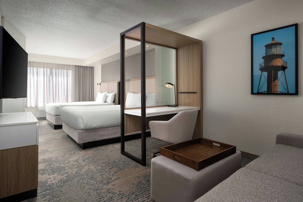 SpringHill Suites Fort Myers Airport 40/41