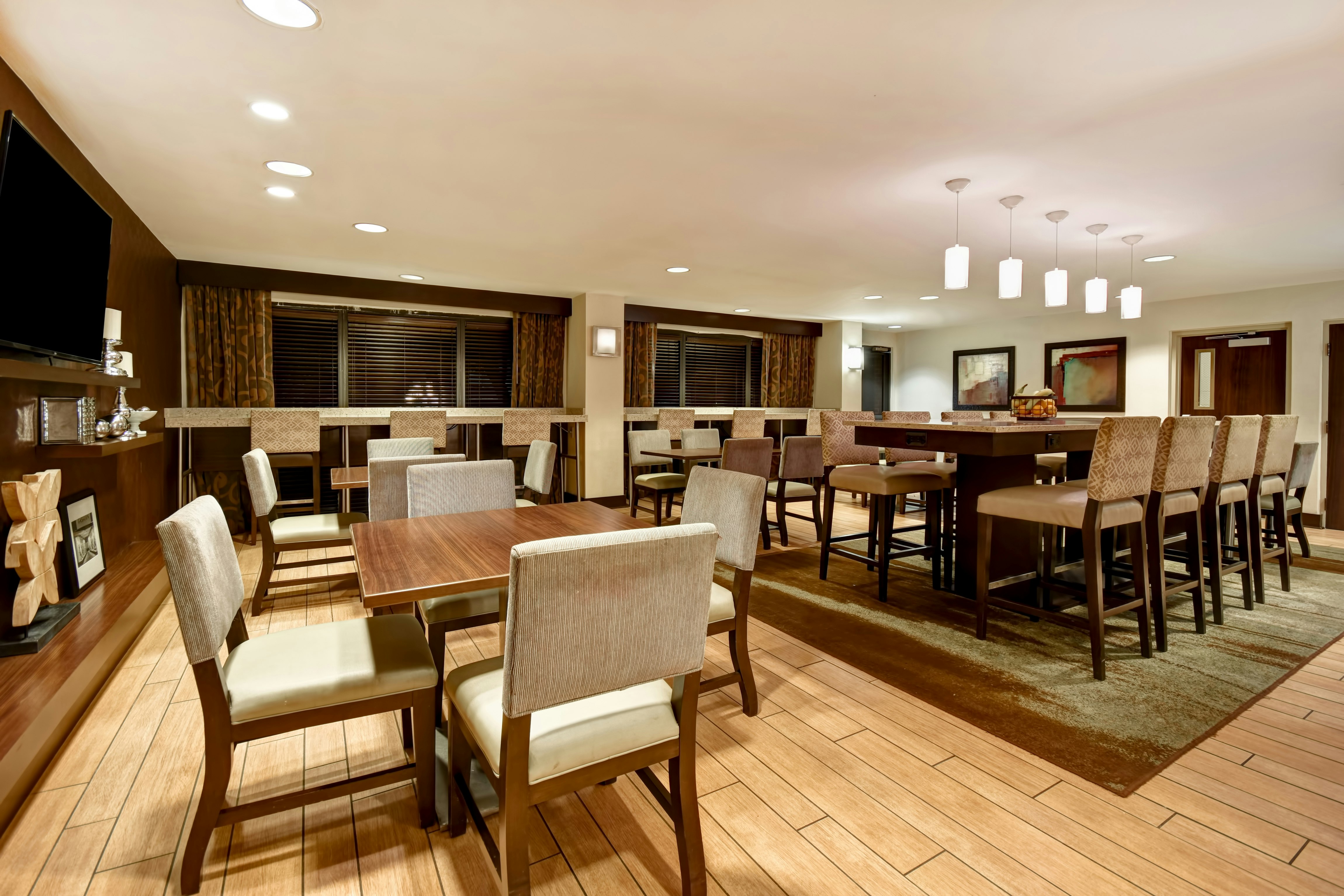 Hampton Inn Atlanta-Mall Of Georgia 36/50