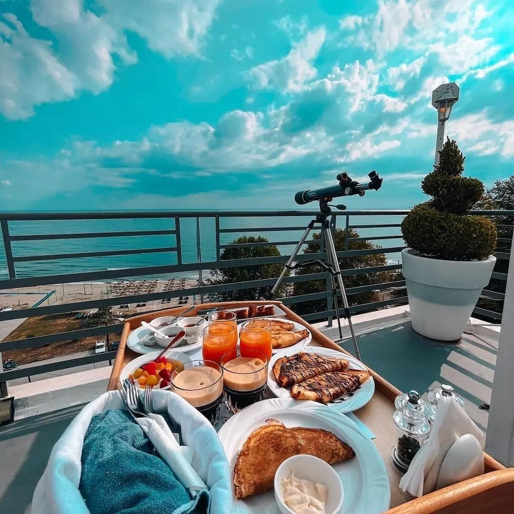 Panorama Suites And Spa 70/85
