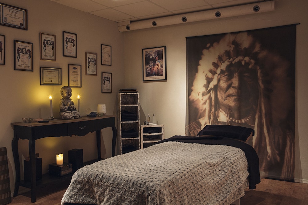 Hotel Vestmannaeyjar 22/65