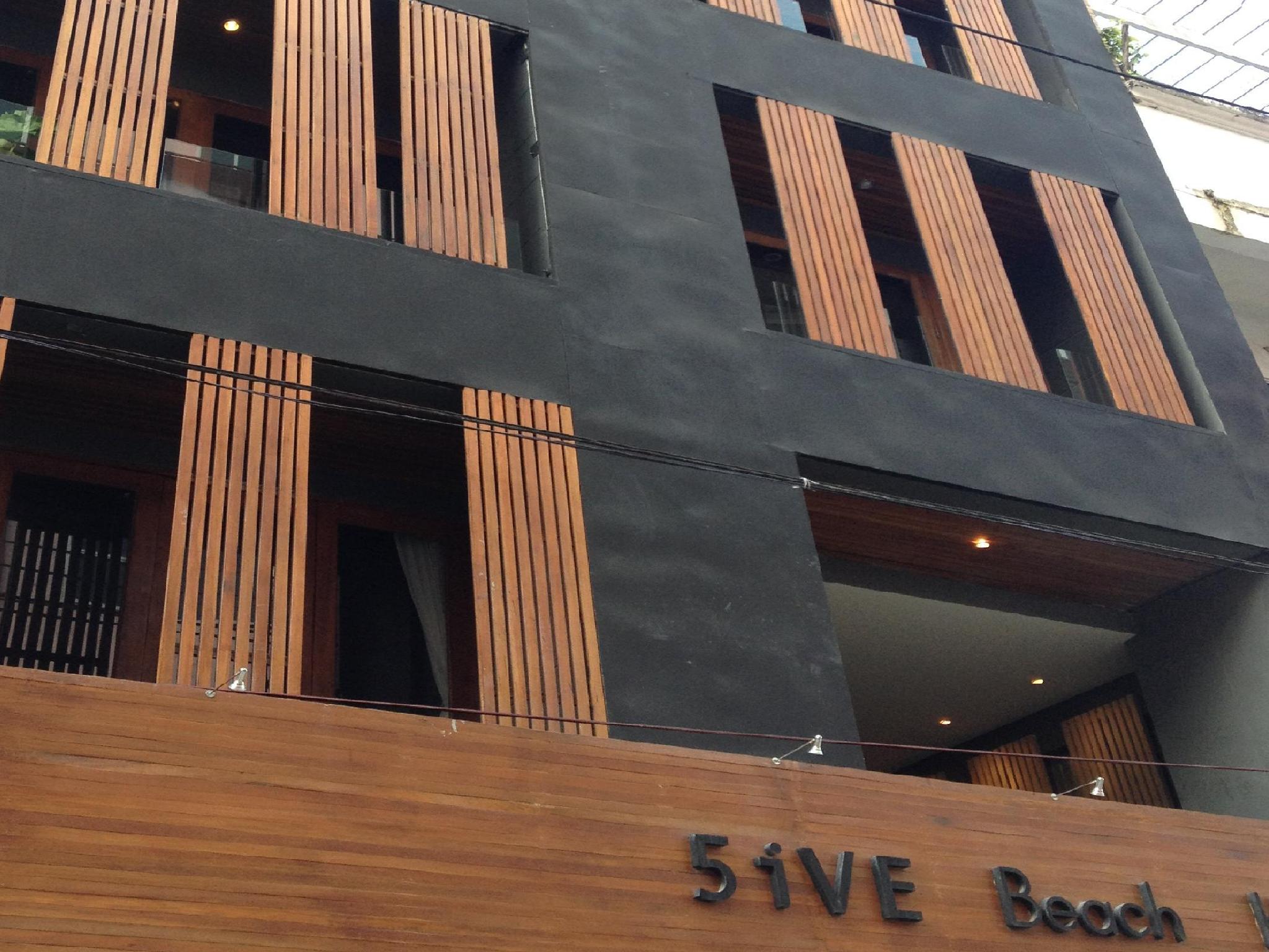 5Ive Beach House Hotel 4/43
