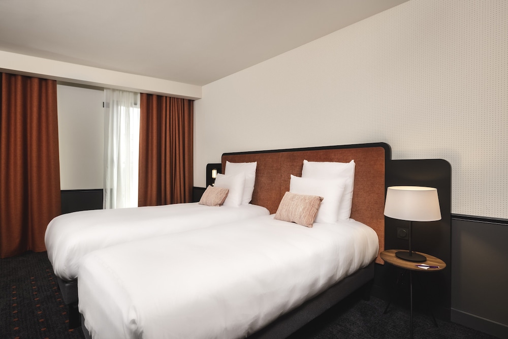 Mercure Bordaux Gare Atlantic 34/76