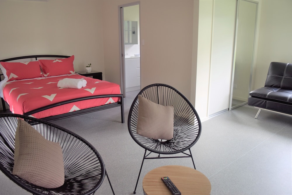 Daintree Peaks Eco Stays 10/45