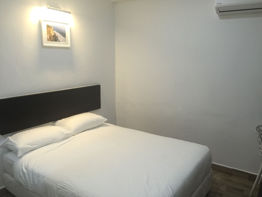Apple Inn Hotel 30/59