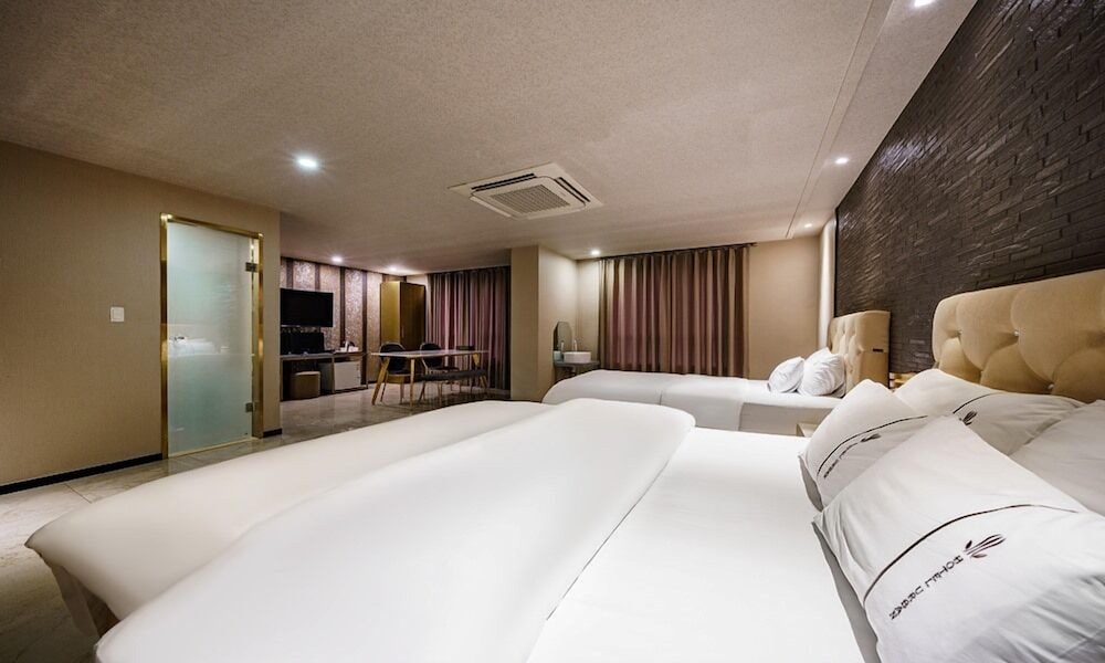 Urban Hotel Golf Shillim 2/68