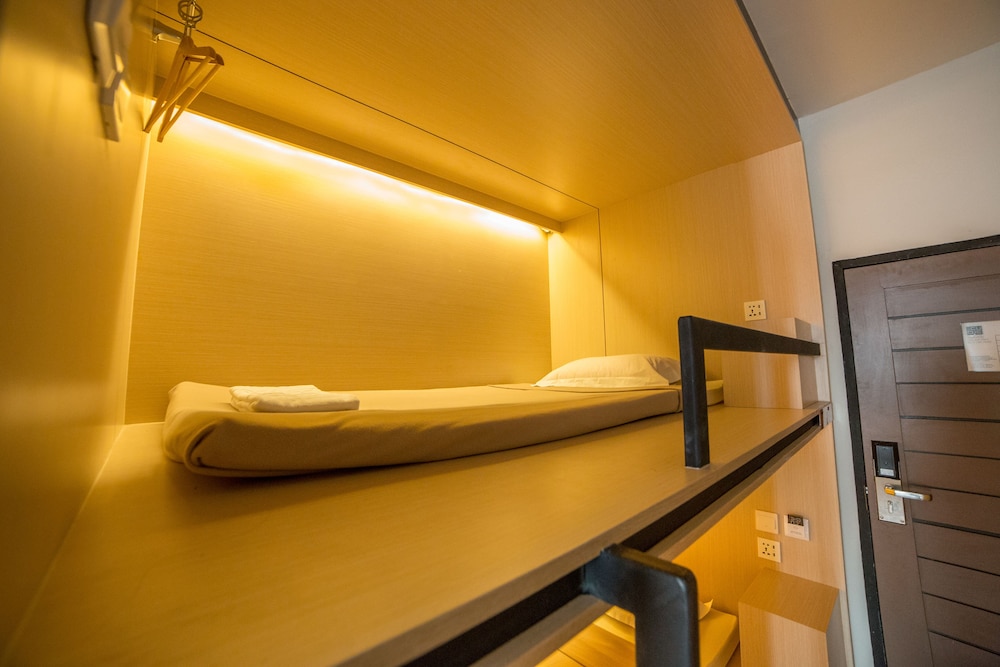Cubic Bed Pratunam - Hostel 42/64