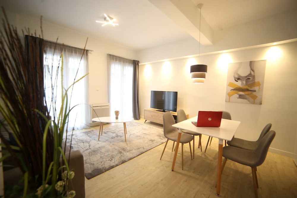 Athens Morum Apartments Formionos 30/50