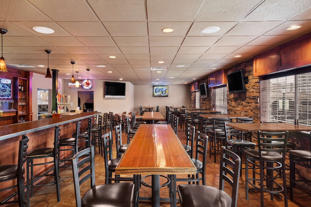 Country Inn & Suites by Radisson, Sioux Falls 18/21