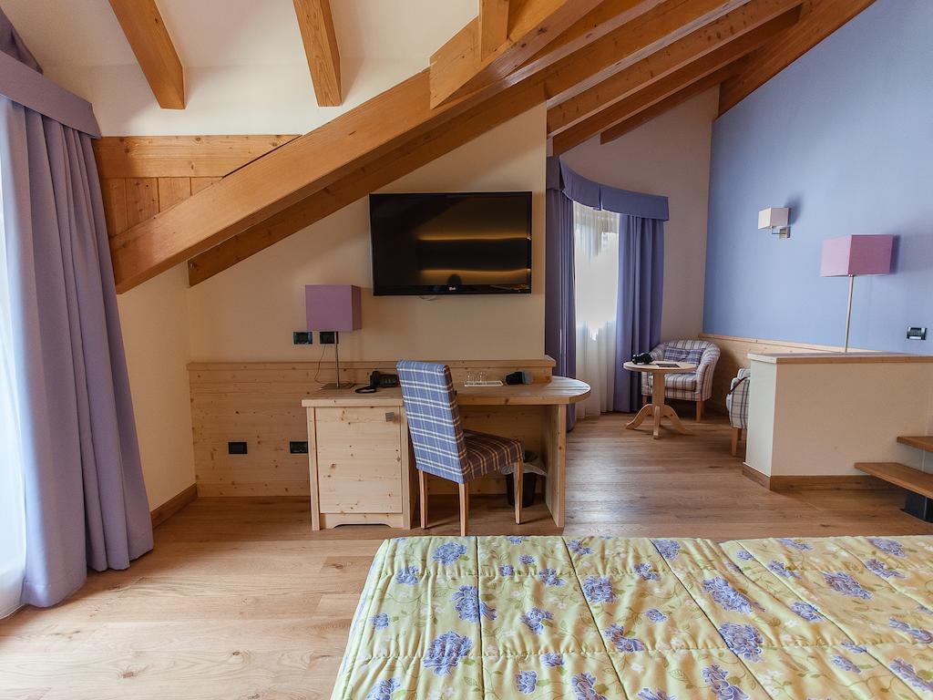 Alp Holiday Dolomiti 25/29