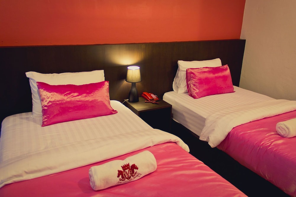 STANDARD, TWIN BEDS