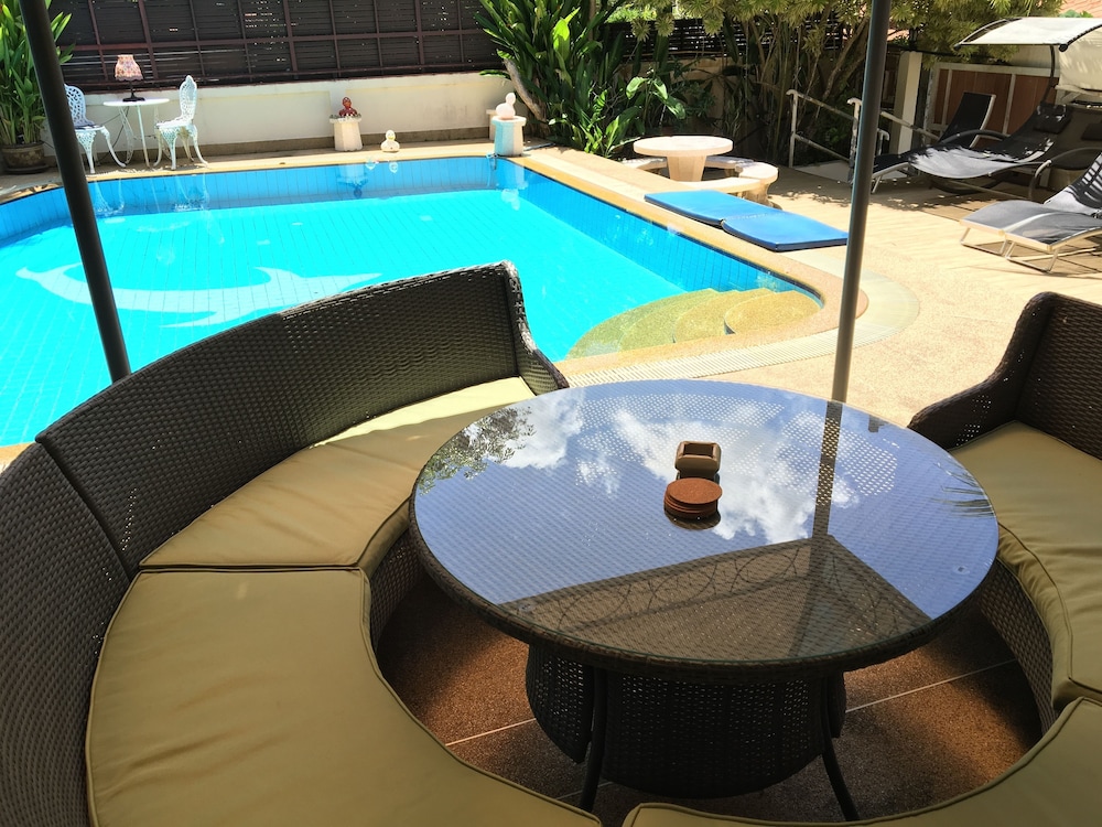 Phuket Gay Home Stay - Caters To Men 22/44