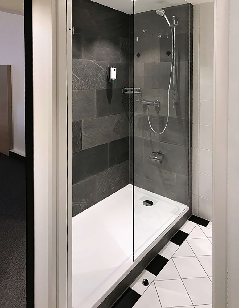 Dorint Hotel Sportresort Arnsberg Sauerland 23/69
