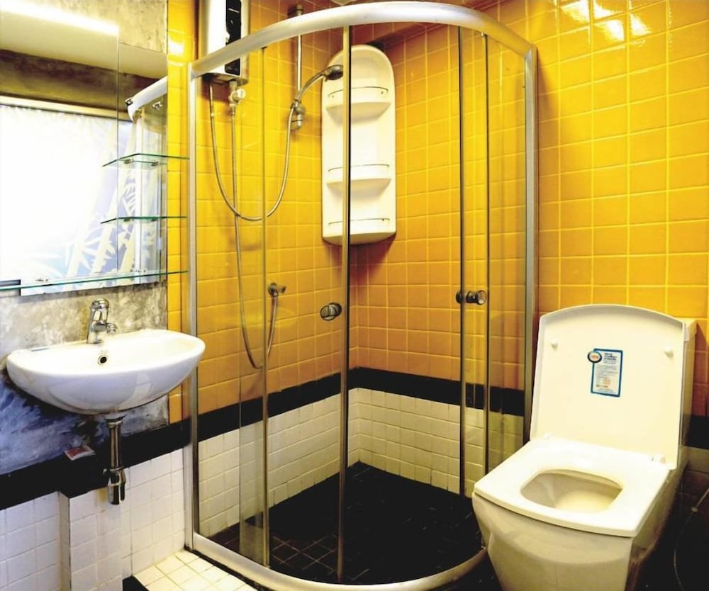 Phuket Paradiso Hotel 48/50
