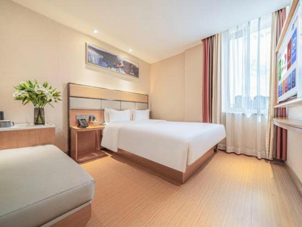 GreenTree Inn Geermu Walking Street Business Hotel 22/51