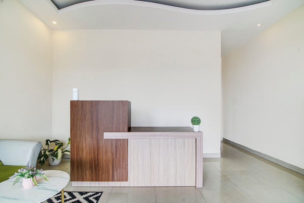Capital O Pusat Kota Pekanbaru Near Mall Living World Formerly Radja Homestay 8/29