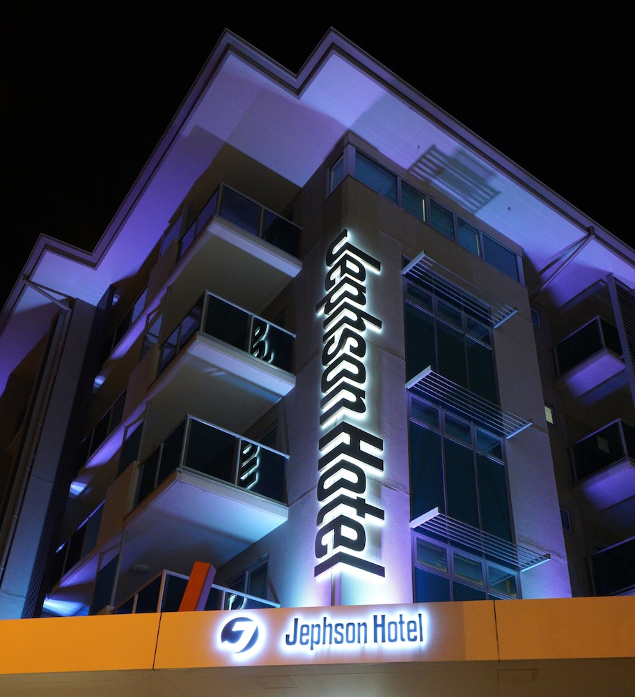 Jephson Hotel Apartments 1/53