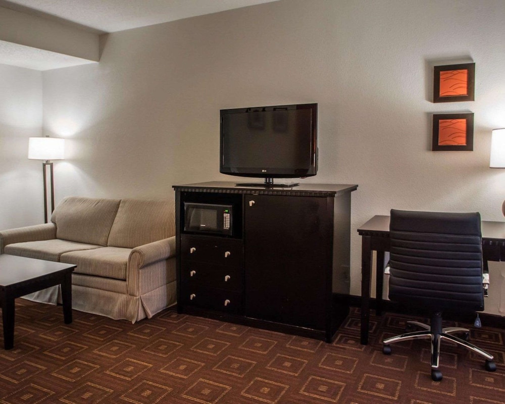 Quality Inn Suites Nj State Capital Area 25/32