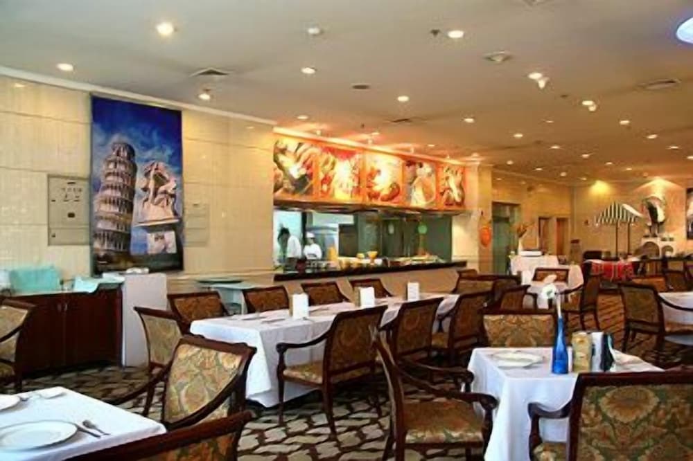 Phoenix Hotel Inner Mongolia 13/15