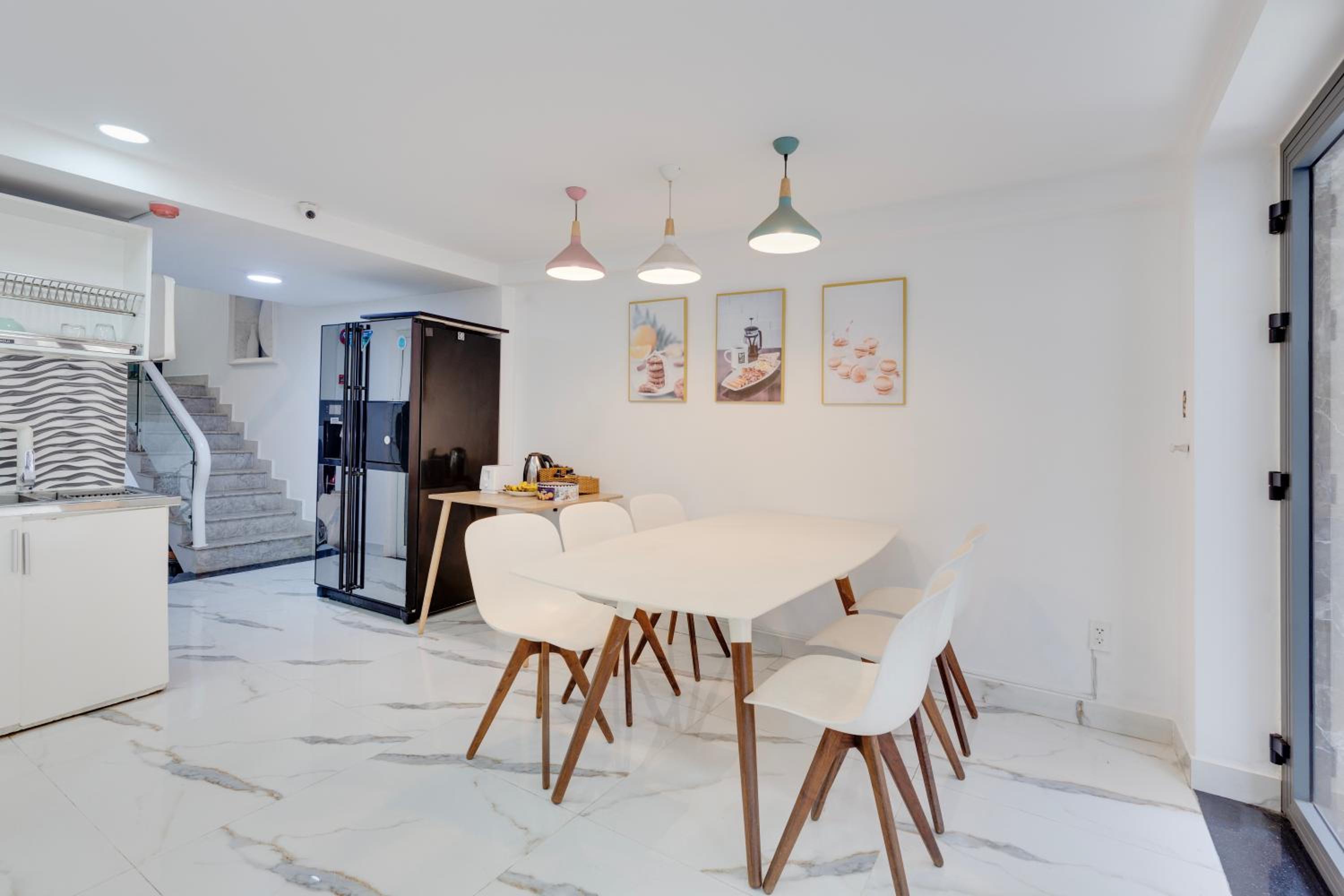 Saigon Authentic Hostel - City Walk, Cooking Class, Food Tour, Breakfast, Gym, Rooftop 21/35