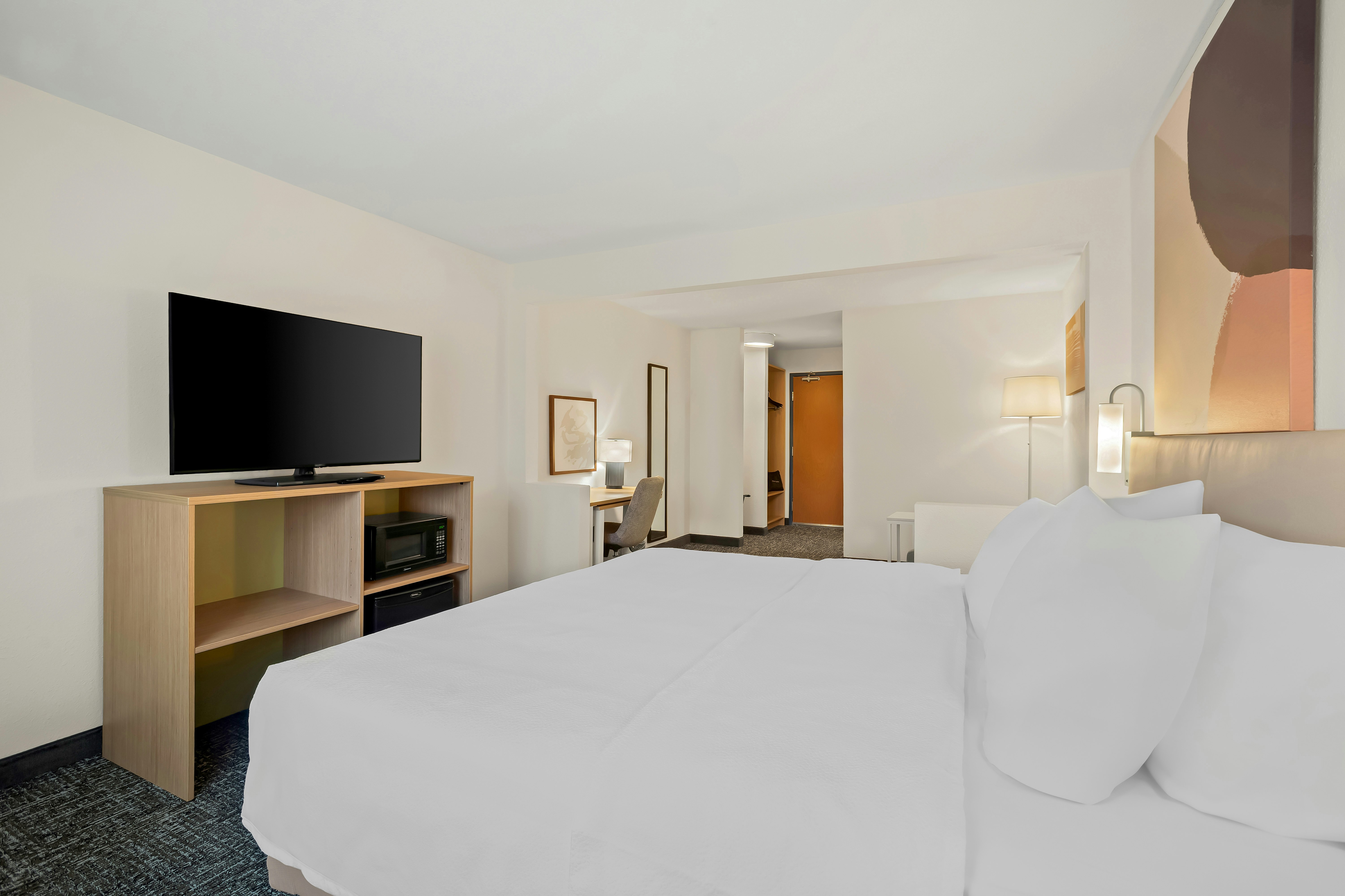 Room, King Bed, Sofa, Spark by Hilton Moline Quad Cities 3/4