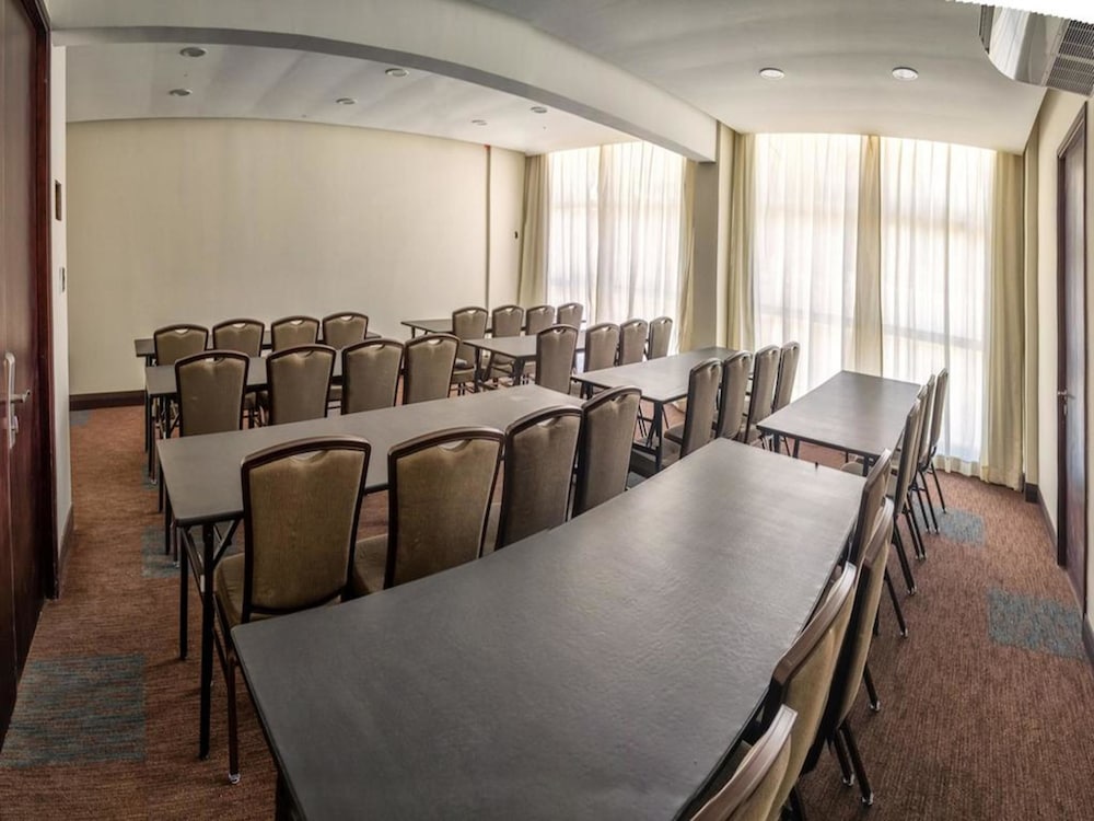 Hotel Spark Suites Antofagasta 14/22