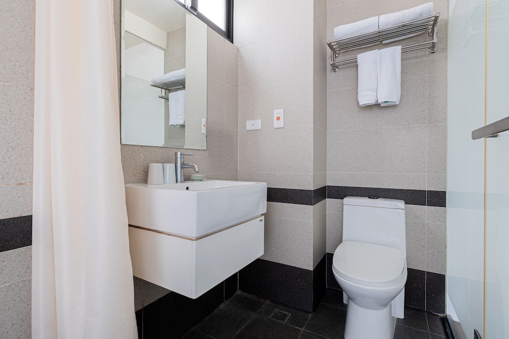 CHECK inn Express Taichung Fuxing Hall 2 37/42