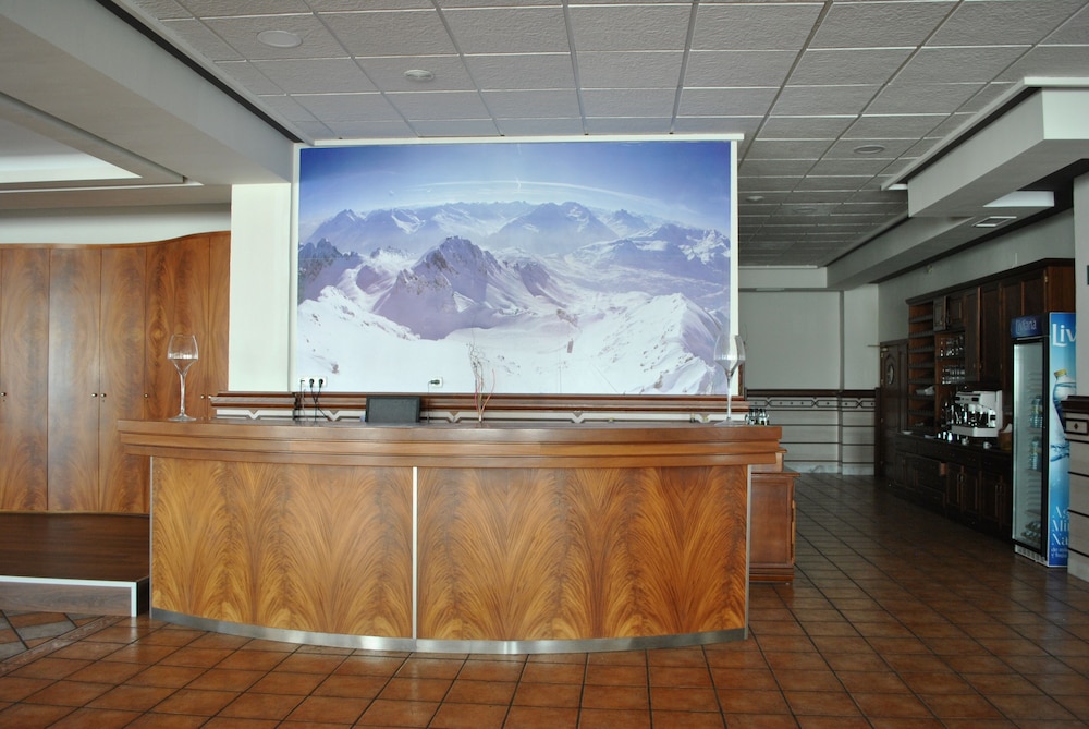 Hotel Restaurante Dama de Baza 6/55