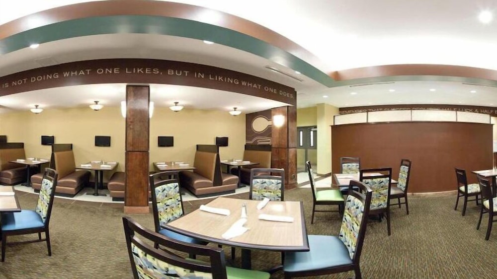 Holiday Inn Columbia-East 41/55