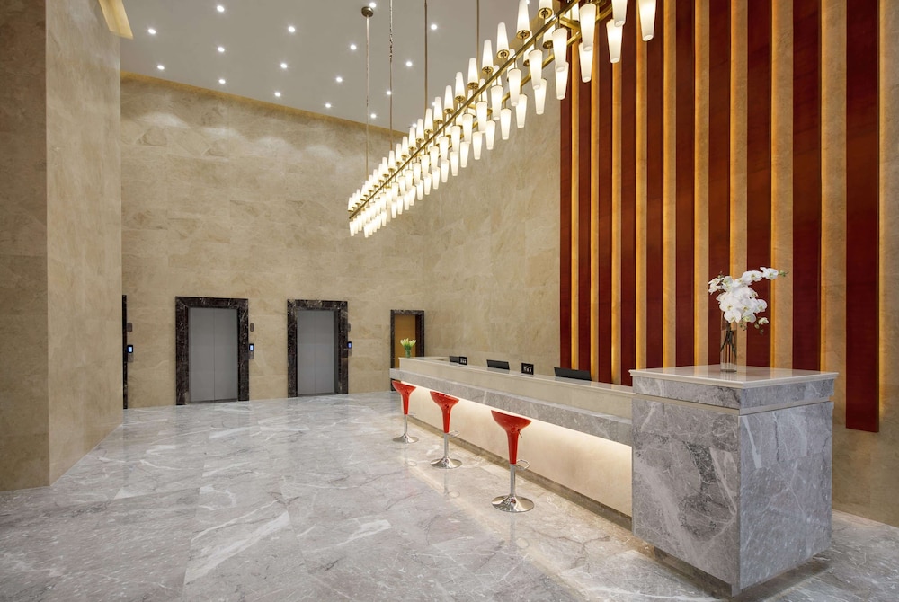 Microtel by Wyndham Lijiang 2/20